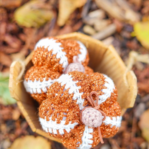 Crochet pattern decorative pumpkin