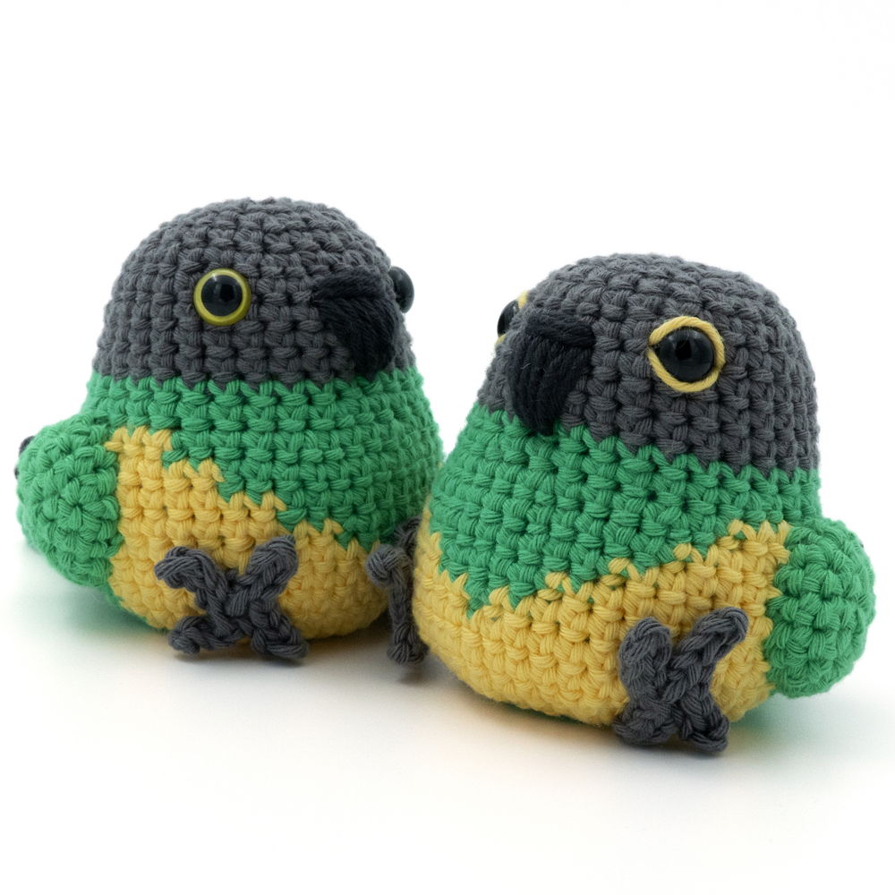 Amigurumi Senegal Parrot