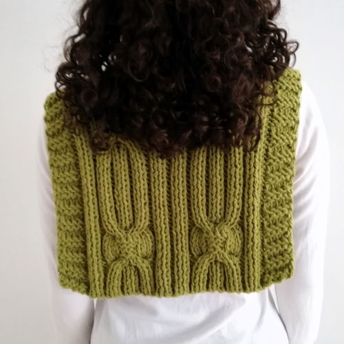 Chunky Cable Neckwarmer with turtle cowl