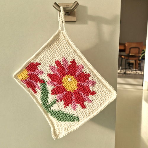 Haakpatroon pannenlappen met bloem