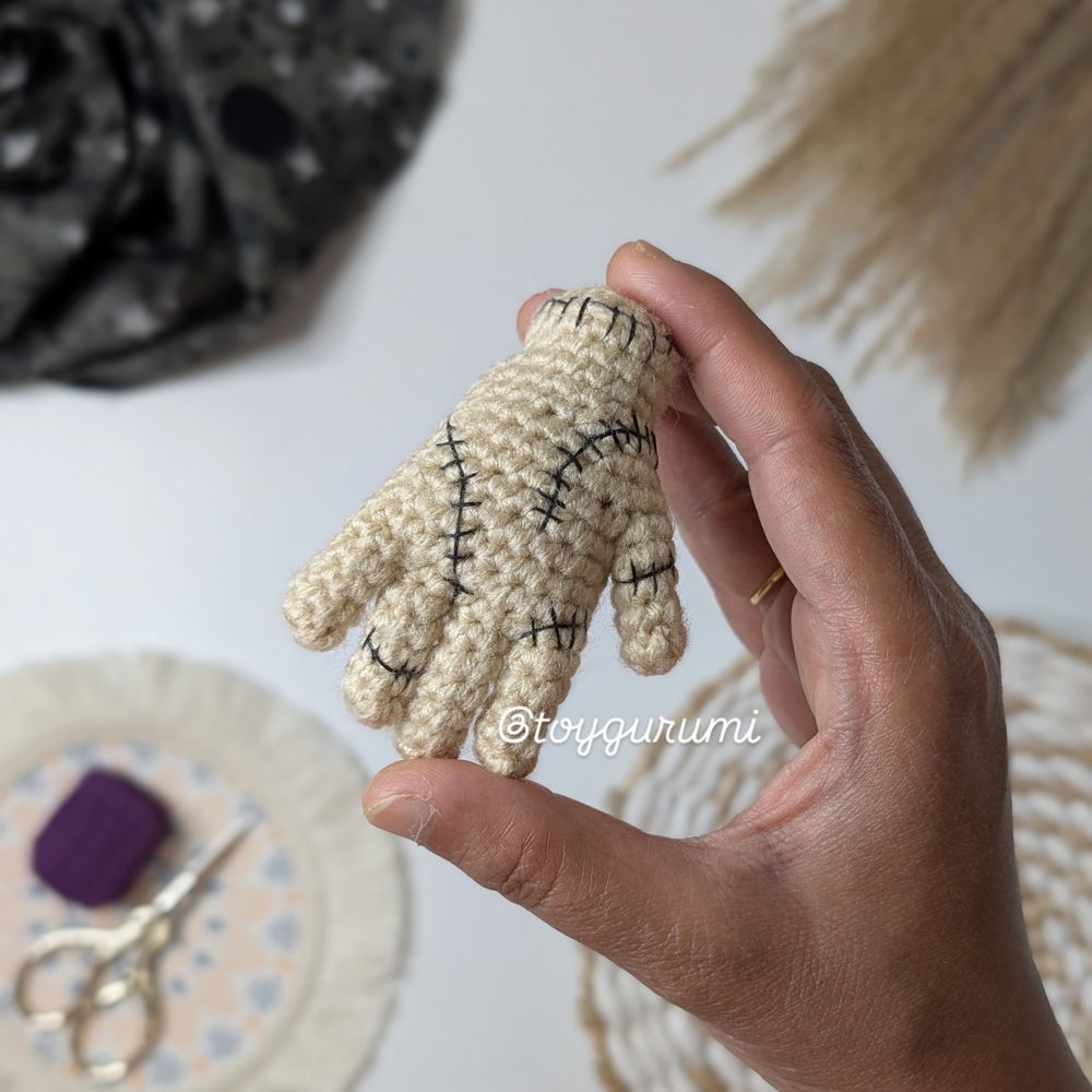 Thing Wednesday Amigurumi