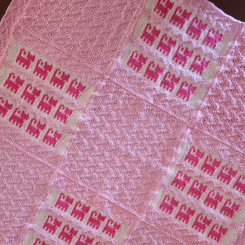 Kitty Kat baby rug using 8 ply yarn