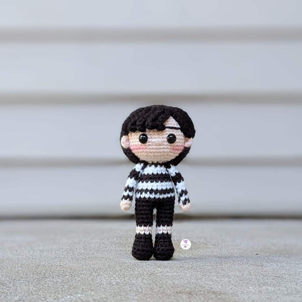 Pugsley Addams Amigurumi
