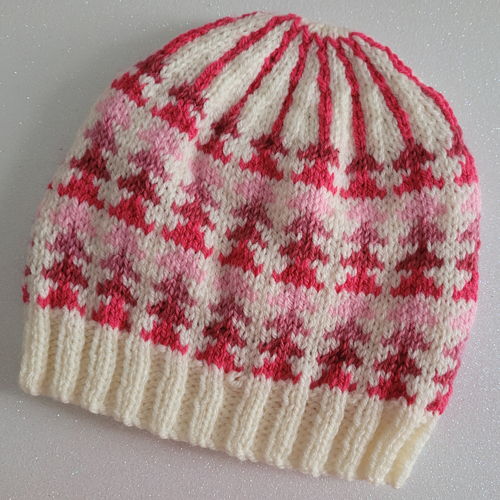 Treelines child’s poncho and hat using 8 ply