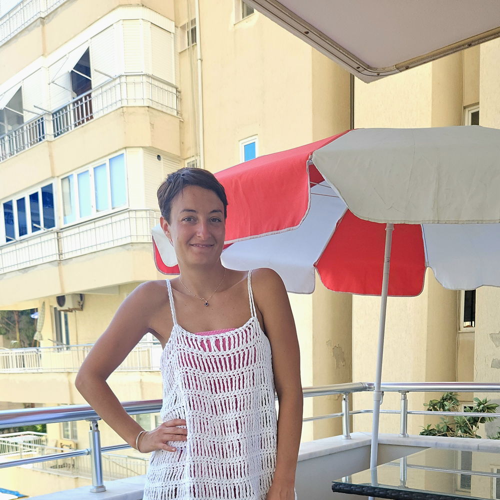 The slouchy beach dress - crochet pattern