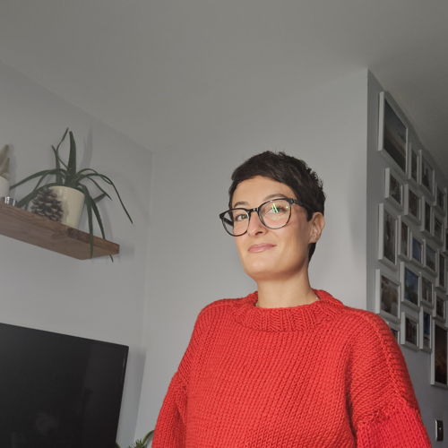 Oversized, simple sweater - knitting pattern