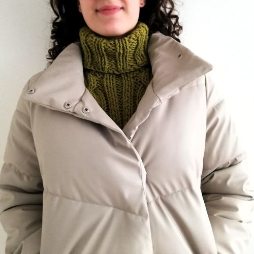 Chunky Cable Neckwarmer with turtle cowl