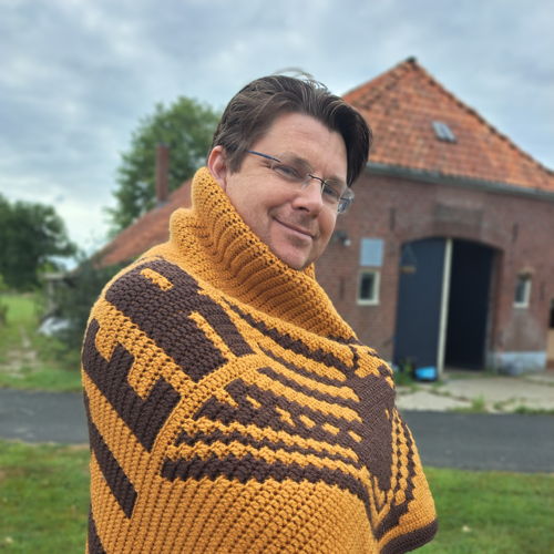 Whitty Woodwork | Man's Tools Overlay Mosaic Crochet Blanket PDF Pattern