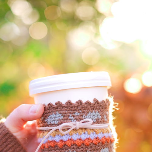 Comfy Cocoon Mugcozy (gratis haakpatroon)