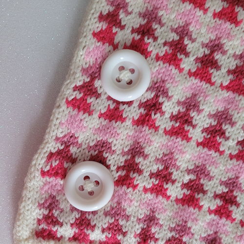 Treelines child’s poncho and hat using 8 ply